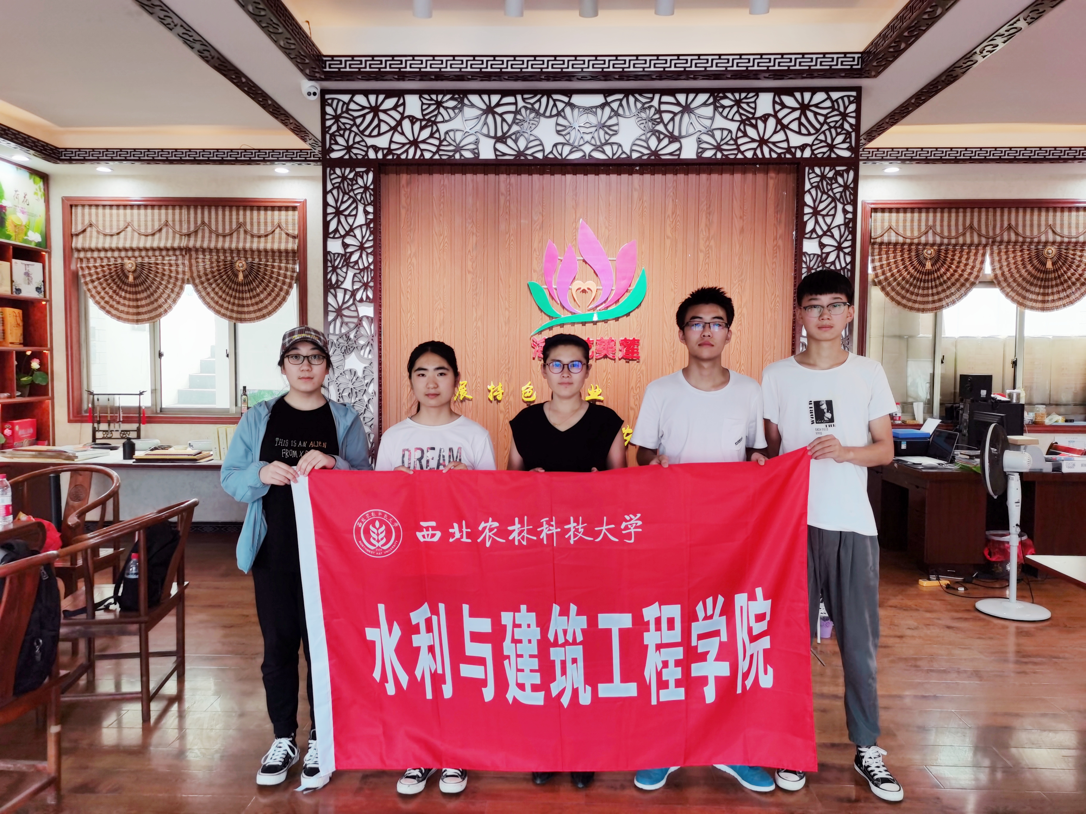 3a9a4834674b4c40a7ecb17935f42557.jpg 3a9a4834674b4c40a7ecb17935f42557.jpg